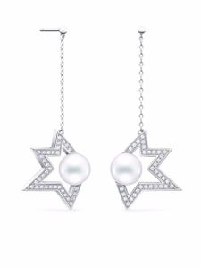 TASAKI boucles d'oreilles pendantes Collection Line Comet Plus en or blanc 18ct ornées de perles - Argent