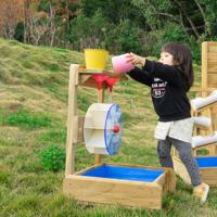 Classic World houten watertafel met trechters en watermolen
