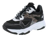 Giga Sneaker
