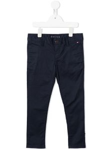 Tommy Hilfiger Junior pantalon chino à coupe skinny - Bleu