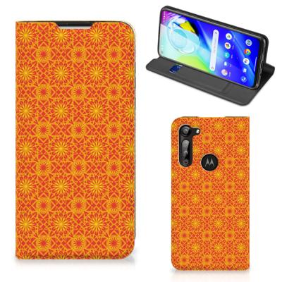 Motorola Moto G8 Power | Hoesje met Magneet | Batik Oranje