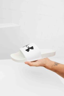 Under Armour ARMR Slippers Heren Wit - Maat 44 - Kleur: WitZwart | Soccerfanshop