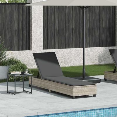 Ligstoel met kussens lichtgrijs 55x200x25,5cm polyrotan