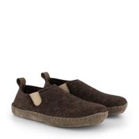 Travelin&apos; Women - closed heel slipper - Bruin - Maat 43