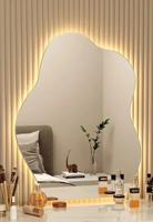 NordiGlow Onregelmatige LED-Spiegel - Scandinavisch Design