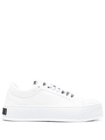 Moschino embossed-logo faux-leather sneakers - Blanc - thumbnail