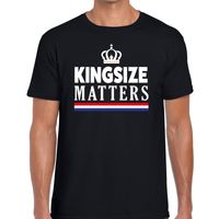 Zwart Koningsdag Kingsize matters t-shirt voor heren - thumbnail