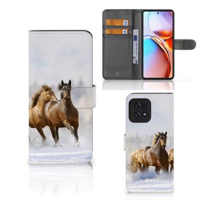 Motorola Edge 40 Pro | Telefoonhoesje | Met pasjeshouder | Paarden