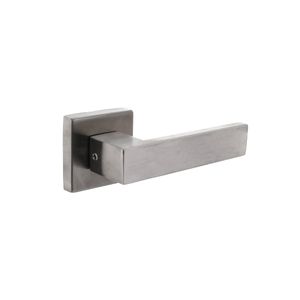 Intersteel Deurkruk Amsterdam op vierkante massieve rozet 53x53x10 mm rvs geborsteld achterdeurbesla