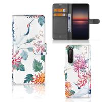 Sony Xperia 1 II | Telefoonhoesje | Met pasjeshouder | Bird Flowers