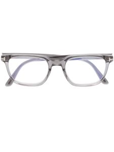 TOM FORD Eyewear lunettes de vue à monture d'inspirations wayfarer - Gris