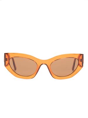 Karl Lagerfeld lunettes de soleil à monture papillon - Orange