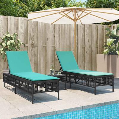 Ligstoelen 2 stuks met tafel Zwart Poly Rotan