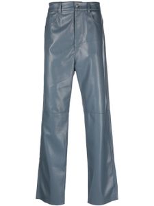 Nanushka pantalon droit Aric en cuir artificiel - Bleu