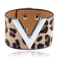 Brede Dames Armband Verstelbaar Dierenprint Zilver en Lichtbruin