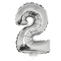 Zilveren opblaas cijfer ballon - 2 jaar - op stokje - H41 cm - Leeftijd versiering
