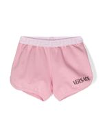 Versace Kids short à logo strassé - Rose