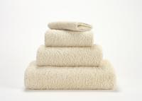 Abyss & Habidecor Abyss & Habidecor Super Pile Handdoek 60x110 101 ecru