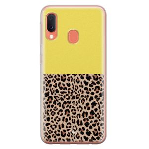 Samsung Galaxy A20e siliconen hoesje - Luipaard geel