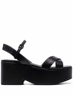 Ferragamo sandales Eleny en cuir à plateforme - Noir