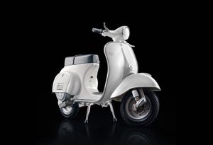 Italeri 4633 Vespa 125 Primavera Motorfiets (bouwpakket) 1:9