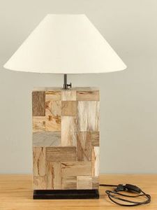 Schemerlamp versteend hout op ijzeren voetje, crème, 63 cm.