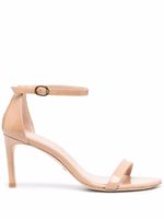 Stuart Weitzman sandales Nunaked 65 mm en cuir verni - Tons neutres