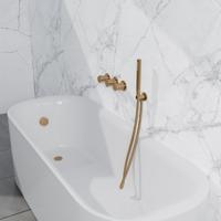 Fortifura Nebbio Badcombinatie-set - thermostaatkraan - inbouwdeel - inbouw uitbreiding - wandaansluitbocht - metalen doucheslang - staaf handdouche - badafvoer opbouw - geborsteld messing PVD (goud) SW1183067 SW1183076 SW1183080 SW720569 SW706206 SW