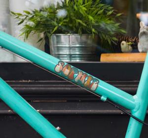 Fiets sticker met naam ronde letters