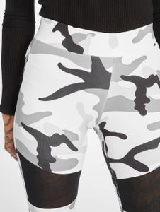 Urban Classics / Legging Camo Tech Mesh in camouflage