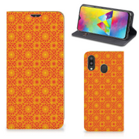 Samsung Galaxy M20 Hoesje met Magneet Batik Oranje