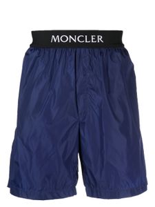 Moncler short de bain à taille à logo - Bleu