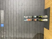 Fischer Stunner tweedehands ski's junior