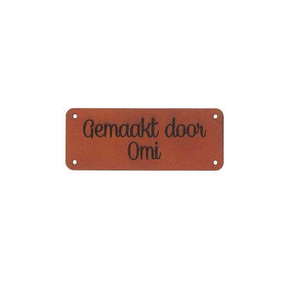 Leren label 'Gemaakt door Omi' 20x50mm - 3 stuks Leren label 'Gemaakt door Omi' 20x50mm - 3 stuks