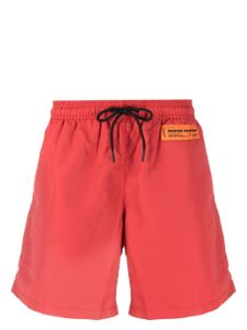 Heron Preston short de bain à patch logo - Rouge