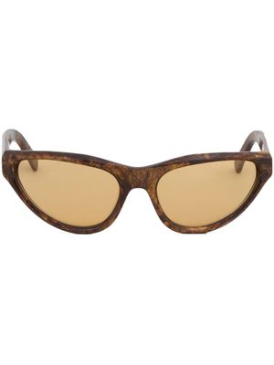 Marni Eyewear lunettes de soleil Maverick à monture papillon - Marron