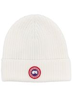 Canada Goose bonnet en maille à patch logo - Blanc