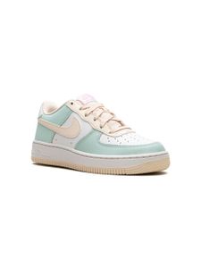 Nike Kids "baskets Air Force 1 Low ""Emerald Rise/Guava Ice/White/Pink Spell""" - Vert