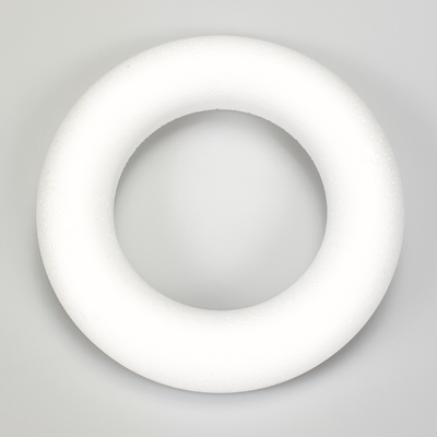 Piepschuim krans 25cm