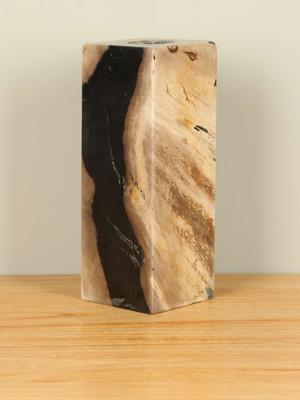 Waxinelichtje vierkant versteend hout nr. 21, 25 cm