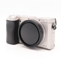 Sony A6000 zilver body occasion
