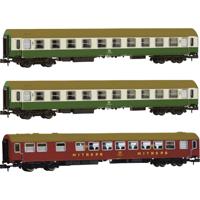 Arnold HN4483 N set van 3 personenrijtuigen OSShD type B, nr. 2/2 van de DR