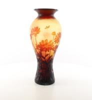A CAMEO GLASS VASE 'DAISIES'