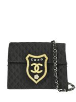 CHANEL Pre-Owned sac porté épaule Coat of Arms à rabat (2004-2005) - Noir