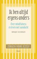 Ik ben altijd ergens anders (Paperback)