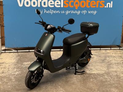 Senzo Balance Mat Groen 25 Km/h Tweedekans - Elektrische Scooter