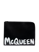 Alexander McQueen pochette à logo Graffiti imprimé - Noir