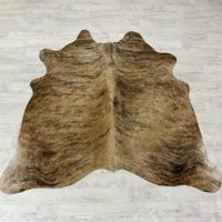 Koeienhuid bruin zwart brindle 150x160cm XS