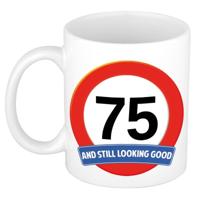 Koffiemok - drink beker 75 jaar still looking good - cadeau - verjaardag - wit - 300 ml