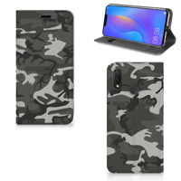 Huawei P Smart Plus | Hoesje met Magneet | Army Light